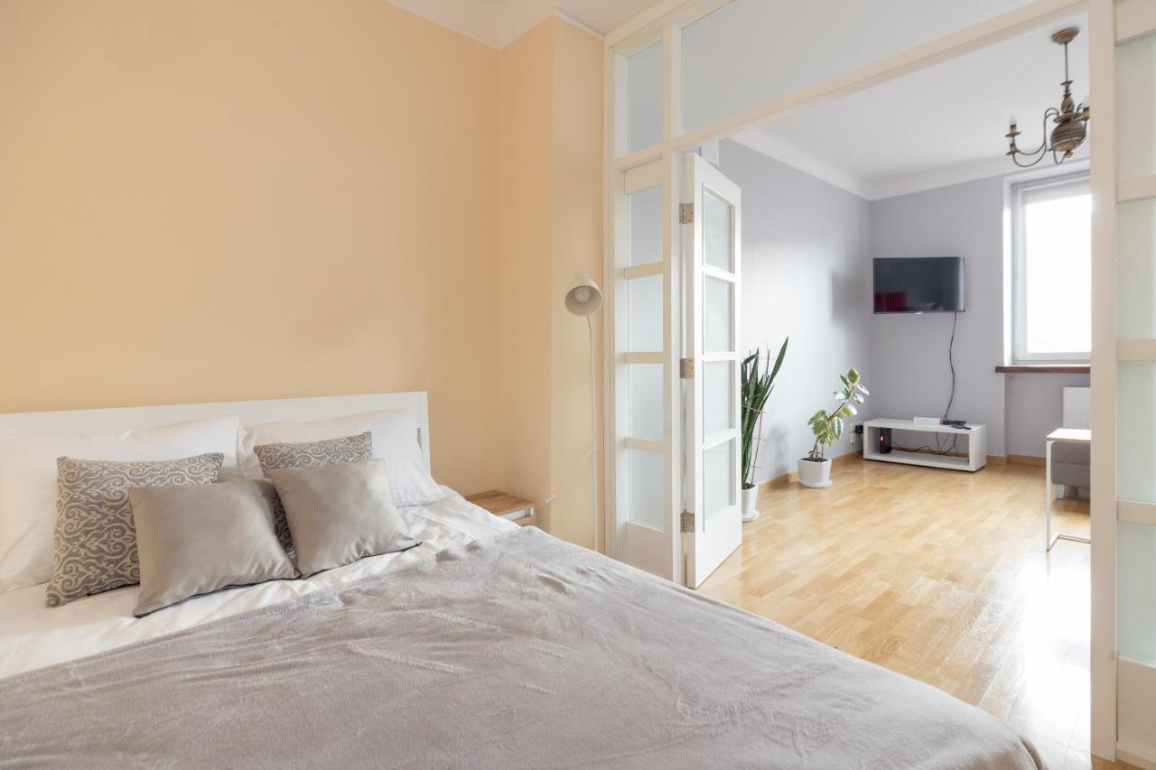Metro Raclawicka Red Apartment Warschau Exterior foto