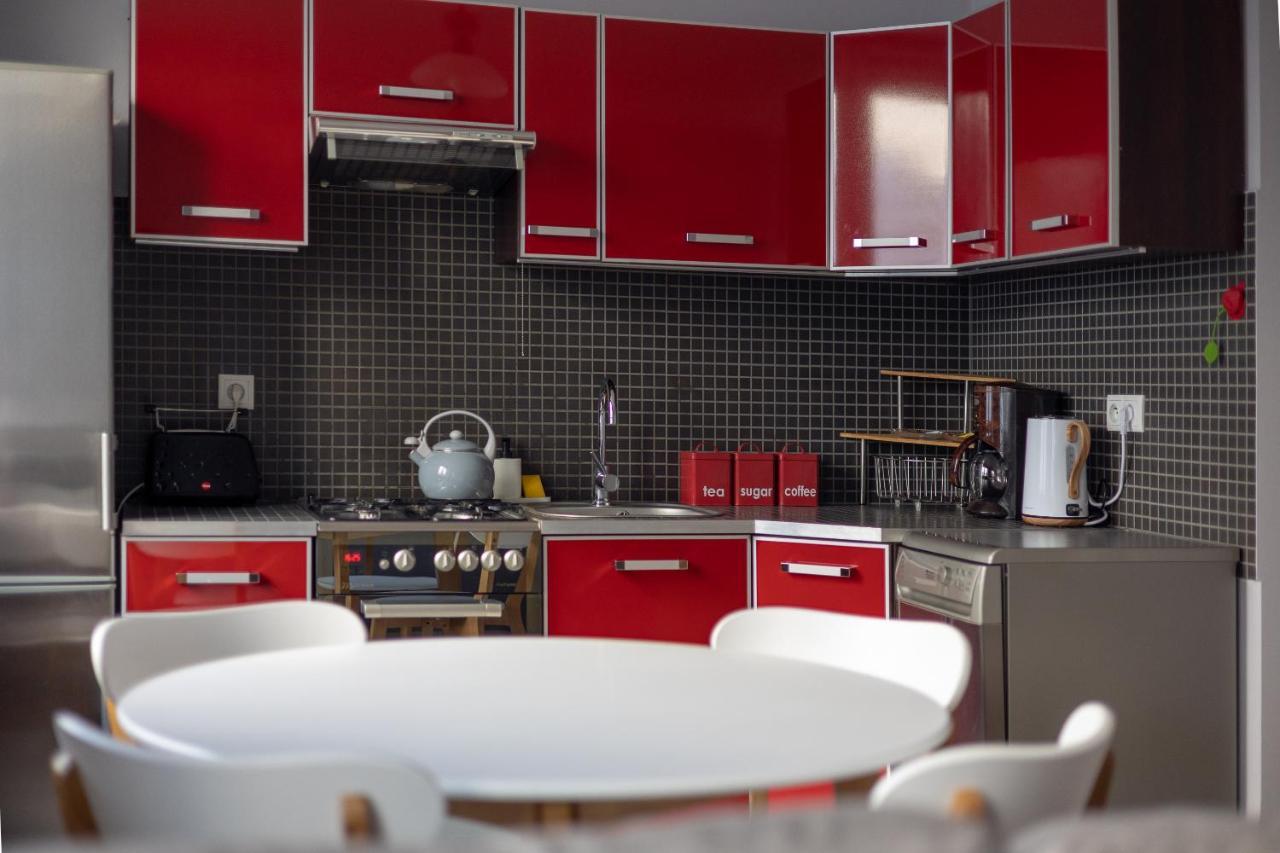 Metro Raclawicka Red Apartment Warschau Exterior foto